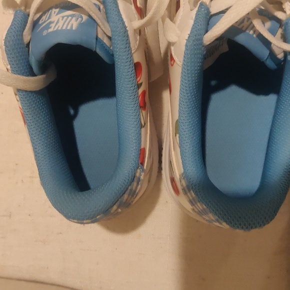 Youth Nike Air Force 1 cherry sneakers sz 5Y shoes - Picture 8 of 12